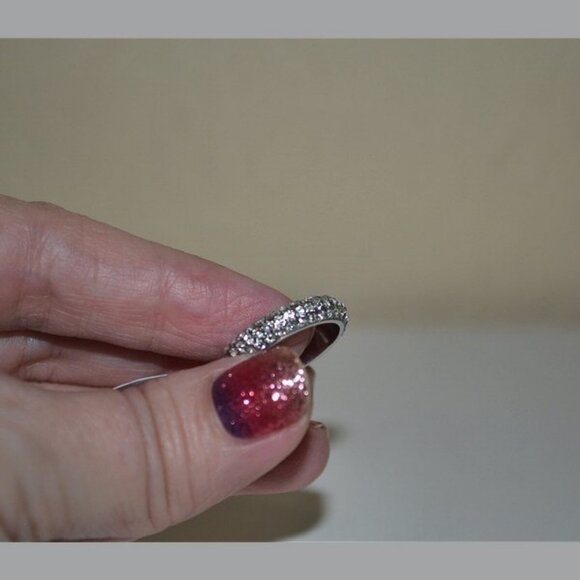Rounded Anniversary Band Size 6 - Picture 1 of 5